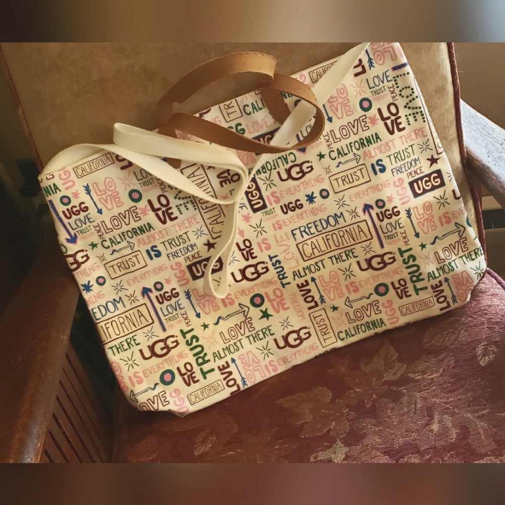 New  UGG California Love Canvas Tote